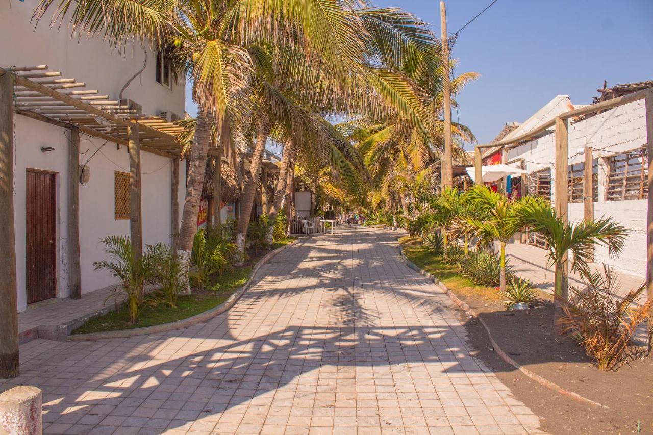 Black Sand Beachhouse Monterrico Dış mekan fotoğraf